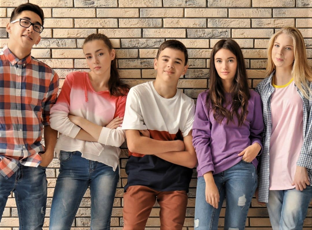 ADVERTISEtoTEENS.com